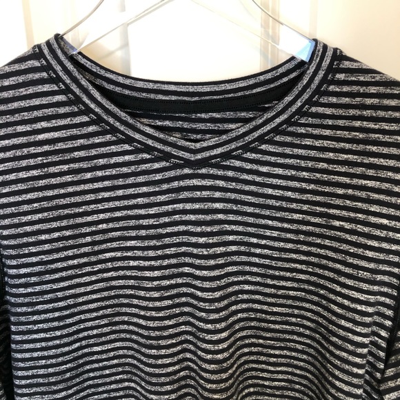 Lululemon Mens Medium Speed Long Sleeve Athletic Shirt Striped Rulu Gray Black - Picture 4 of 8